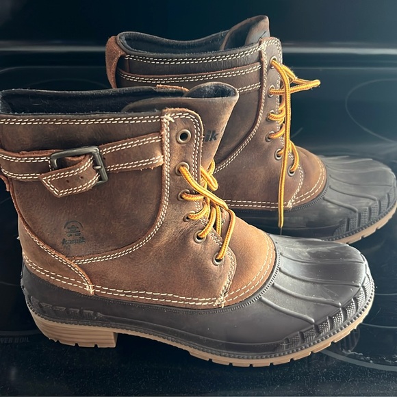 Kamik Evelyn size 10 Winter Boots in Dark Brown Like New - Picture 1 of 6